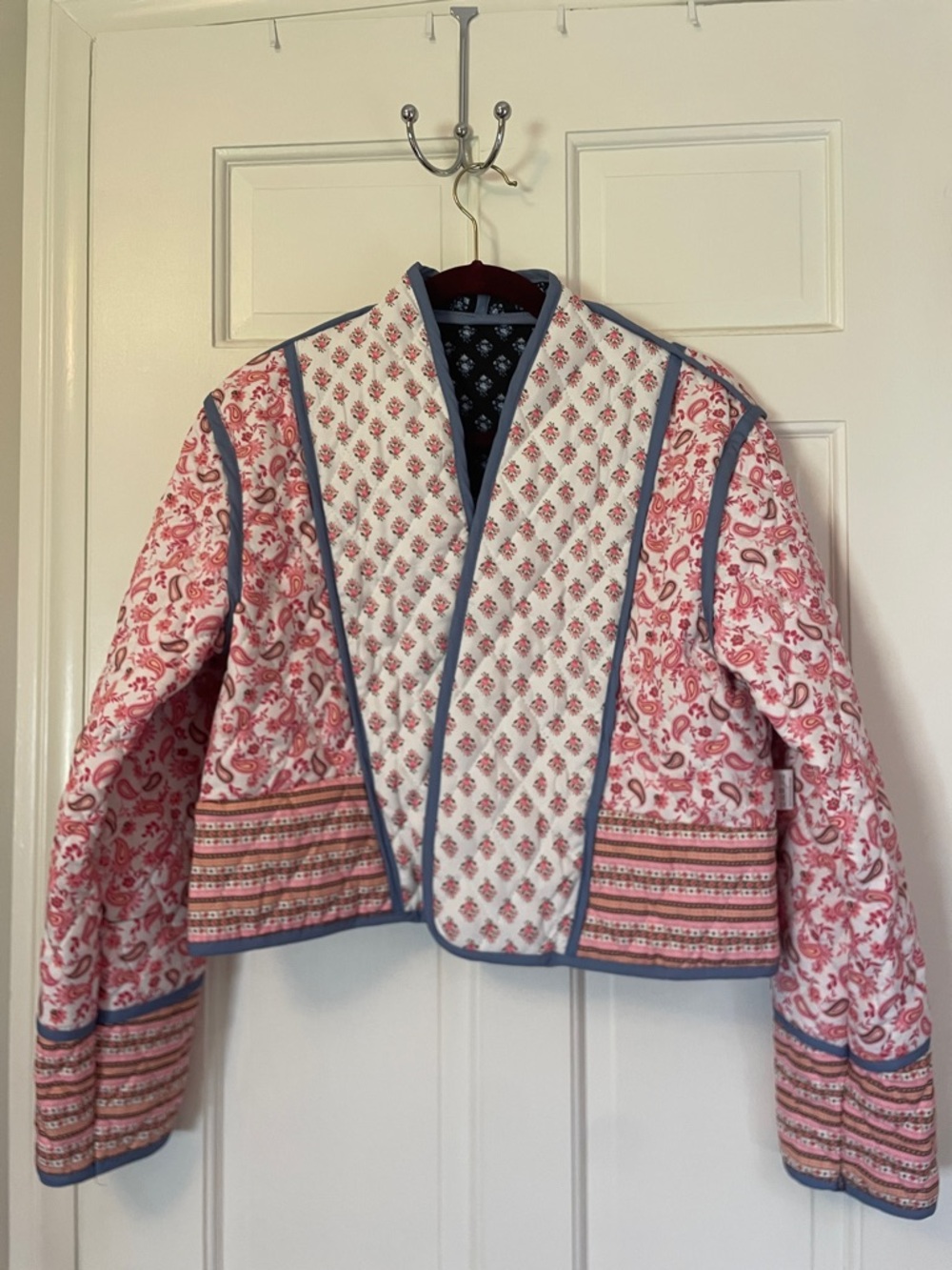 Quilted Floral Cropped Jacket - Pink/White